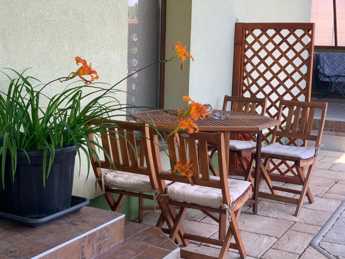 Apartmany Zeleny Dom Podhájska Extérieur photo